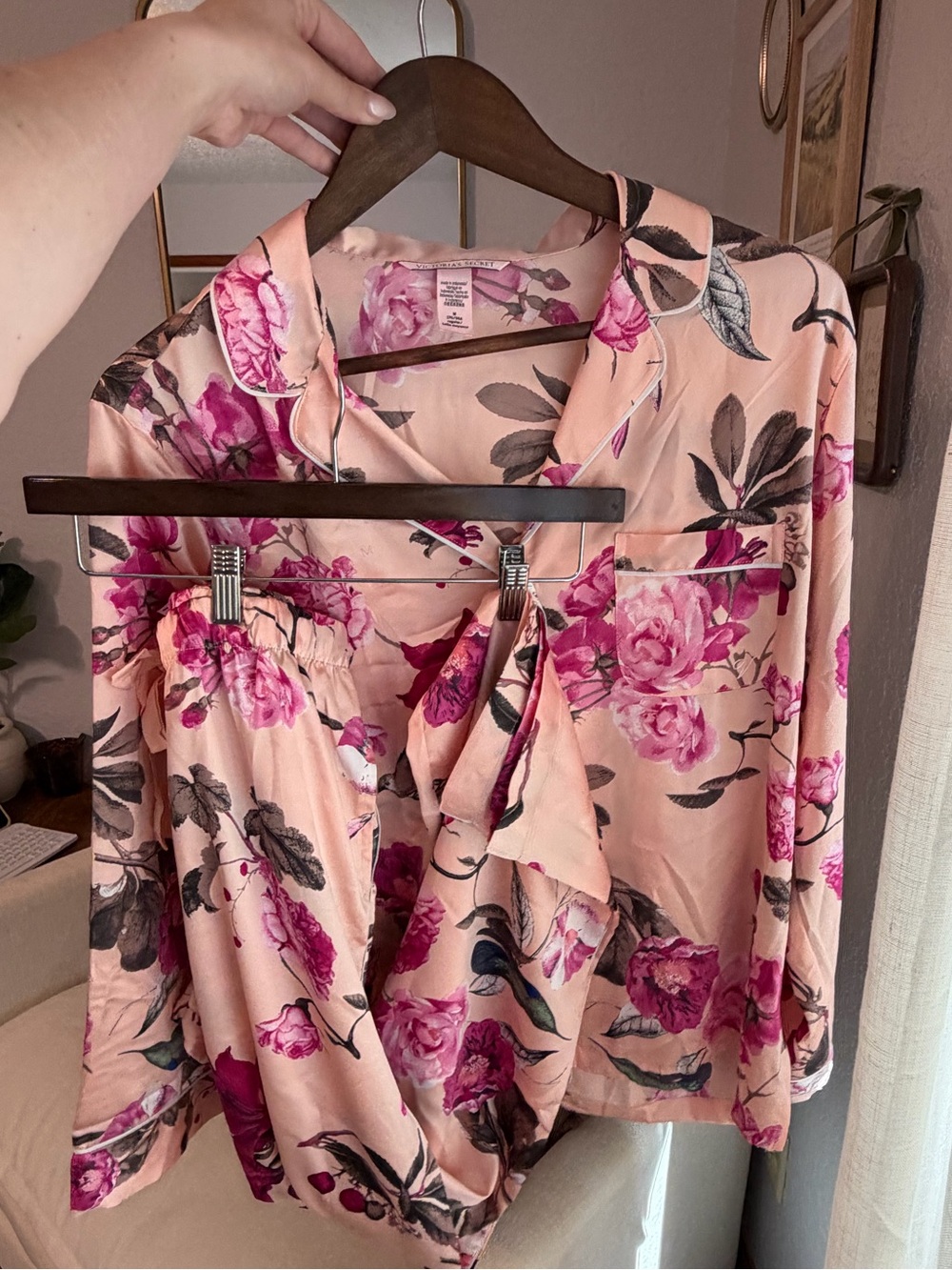 NWOT Victoria's Secret Pink Floral Satin Pajama Top